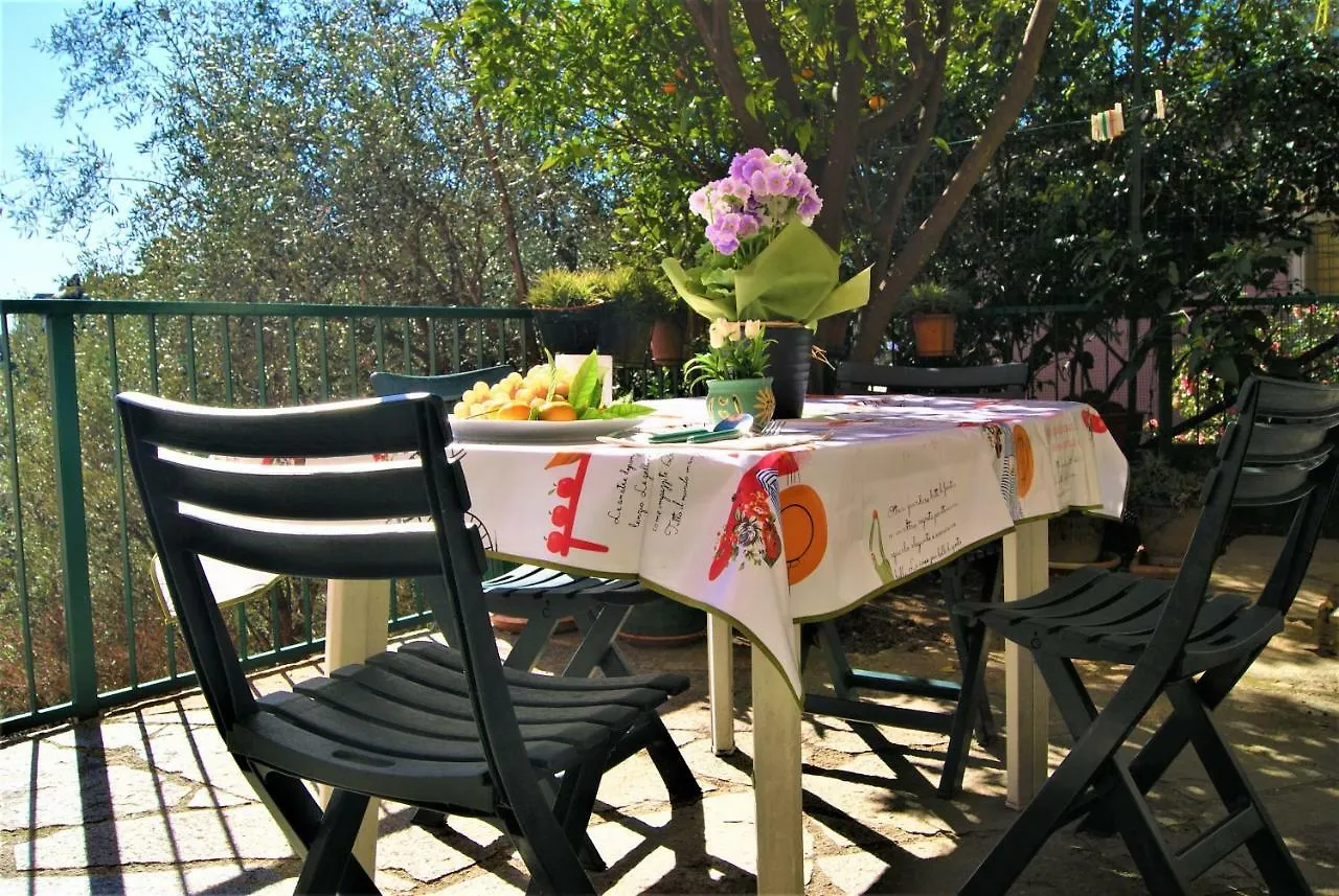 Chez Reny Terrazza Vista Mare Apartment Monterosso al Mare Italy